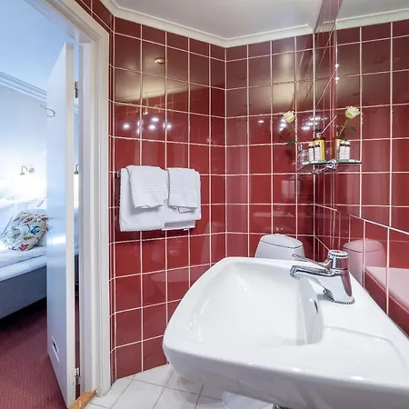 Отель Kronen Gaard 4*