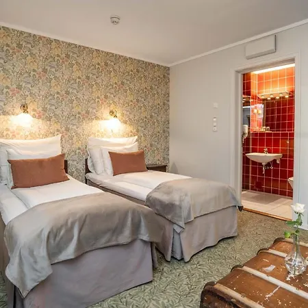 Kronen Gaard Отель 4*