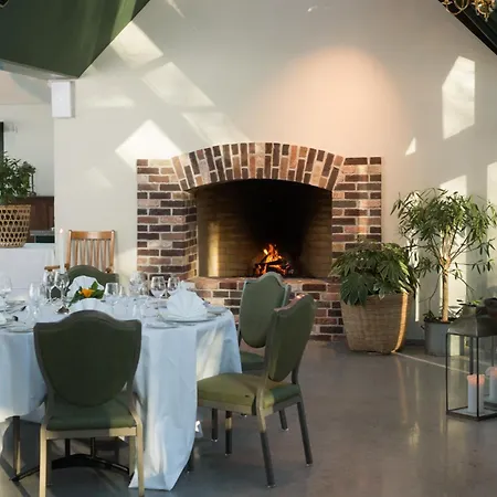 Otel Kronen Gaard