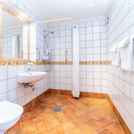 Kronen Gaard 4*