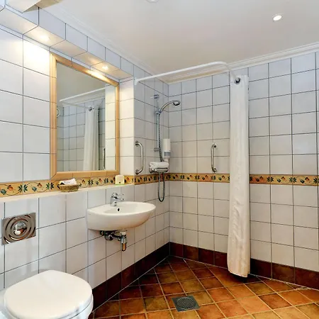 Kronen Gaard Hotel 4*