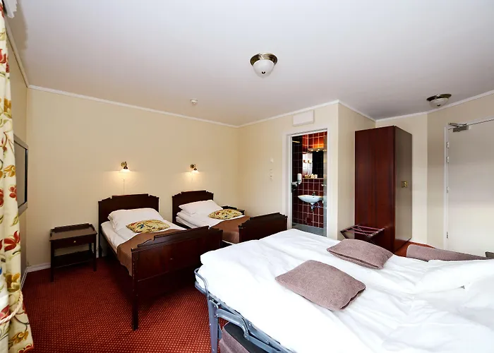 Kronen Gaard Hotel 4*