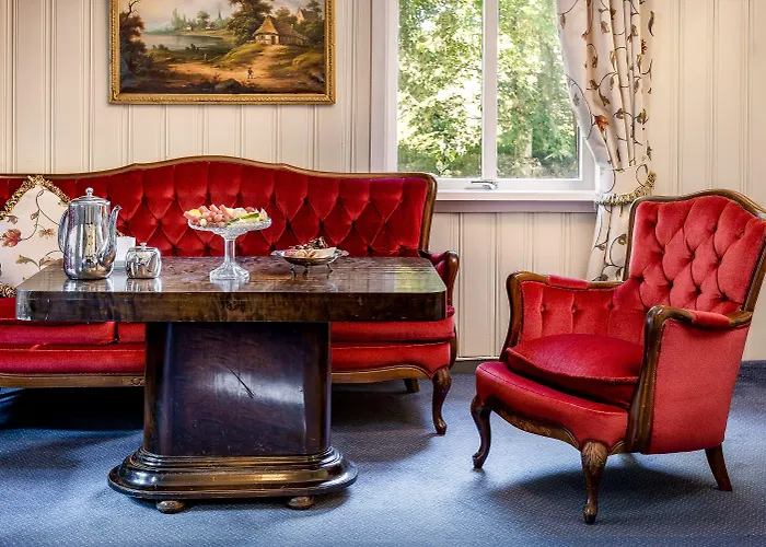 Hotel Kronen Gaard 4*